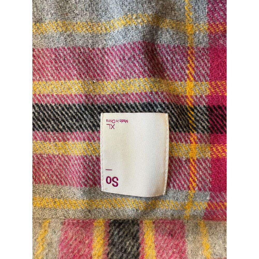 Juniors cropped plaid Shacket size XL - Picture 6 of 8